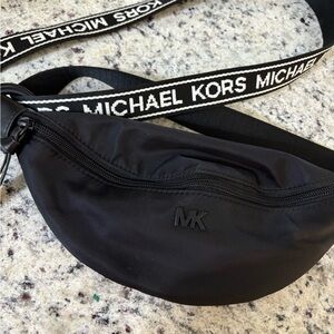 Michael Kors Black Belt Bag Sporty Design